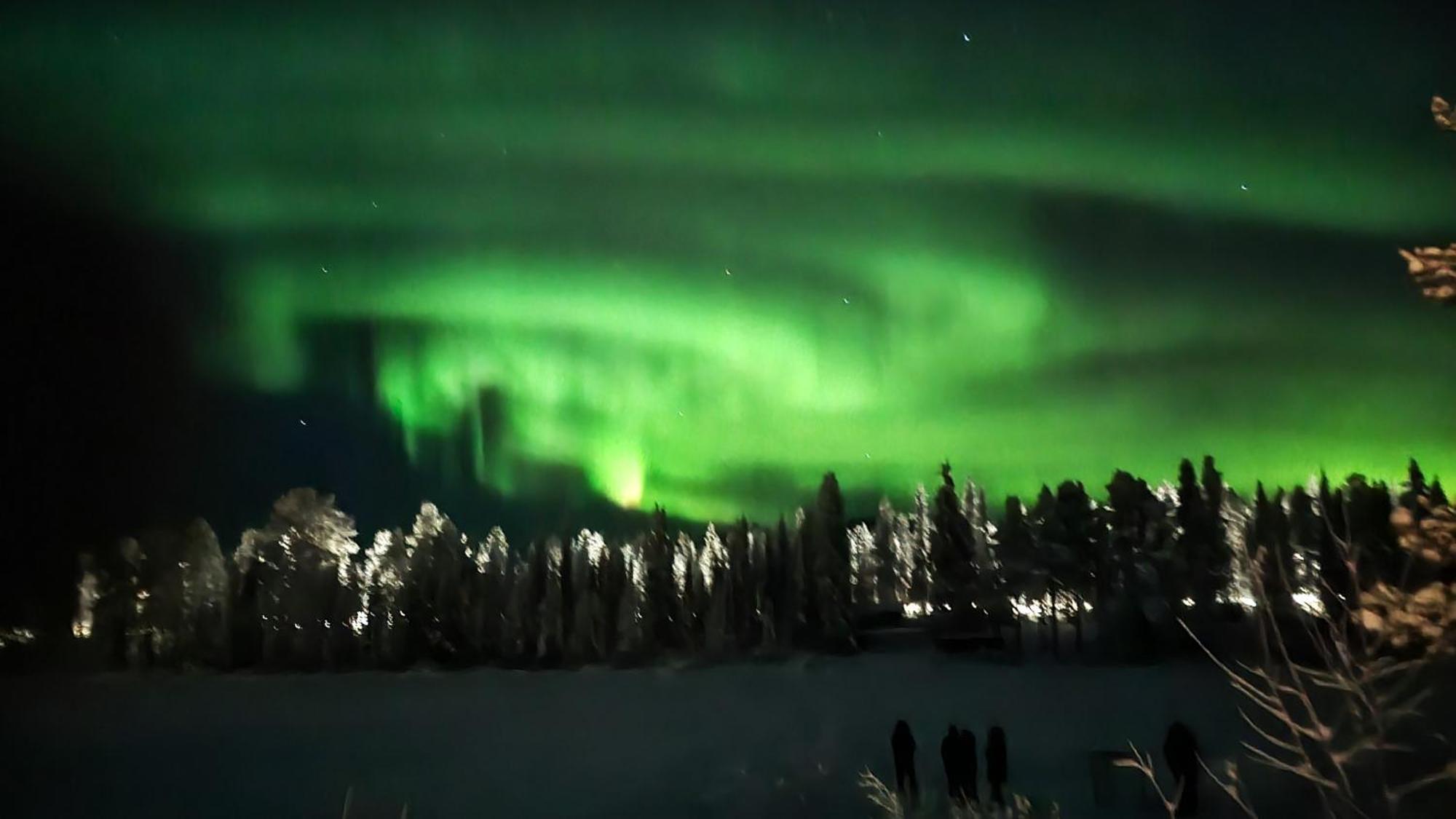Reindeer River Lights Lodge Кируна Екстериор снимка