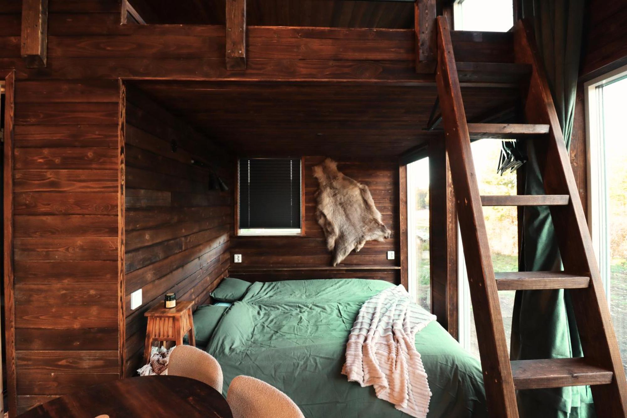 Reindeer River Lights Lodge Кируна Екстериор снимка