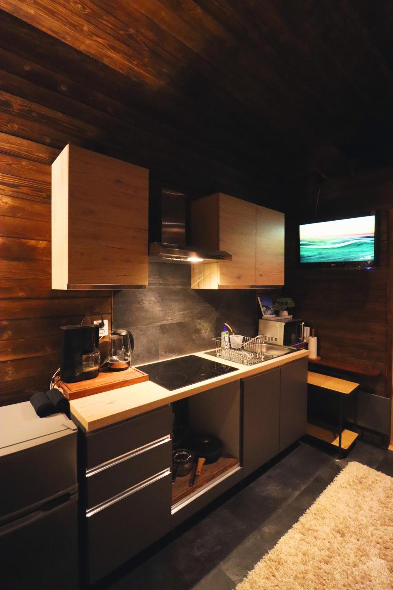 Reindeer River Lights Lodge Кируна Екстериор снимка