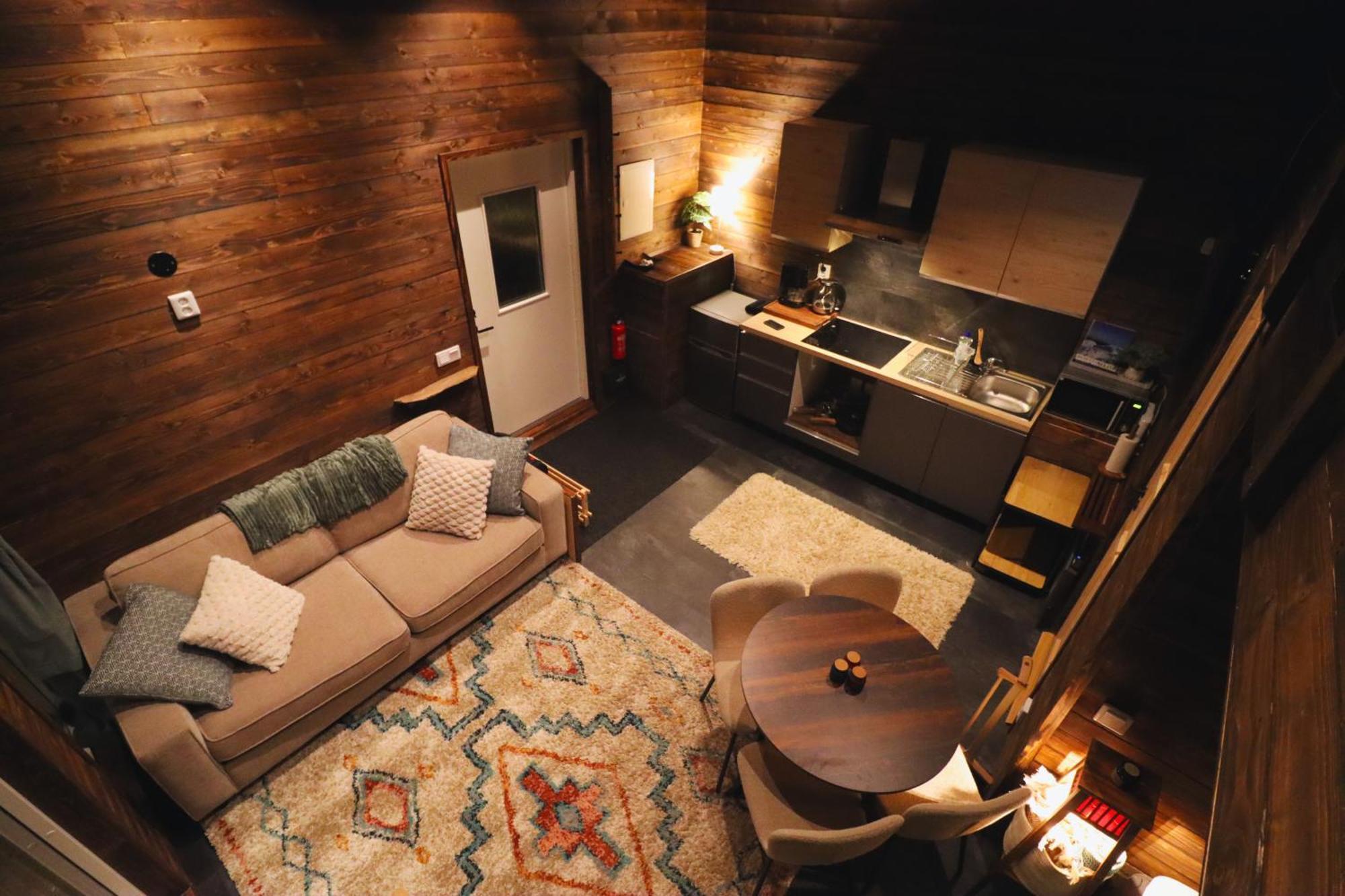 Reindeer River Lights Lodge Кируна Екстериор снимка