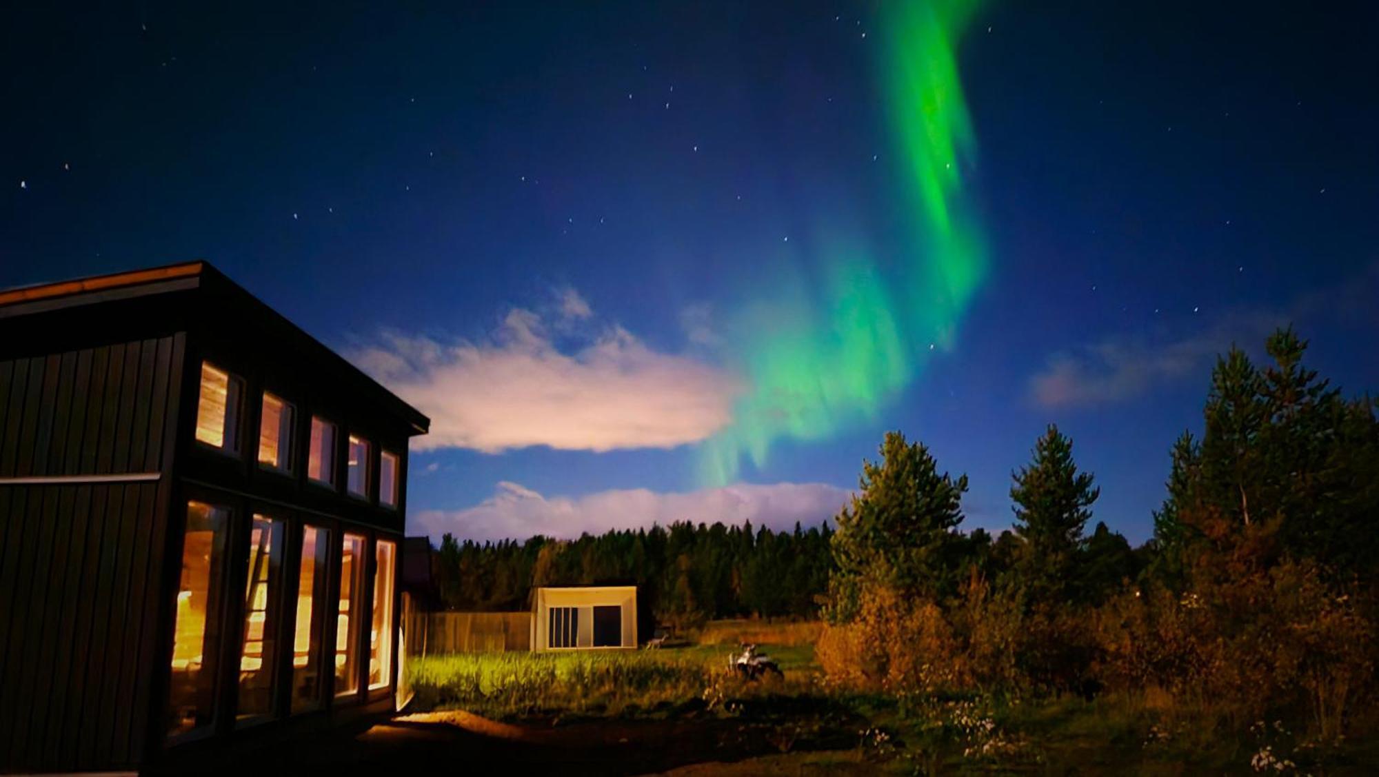 Reindeer River Lights Lodge Кируна Екстериор снимка